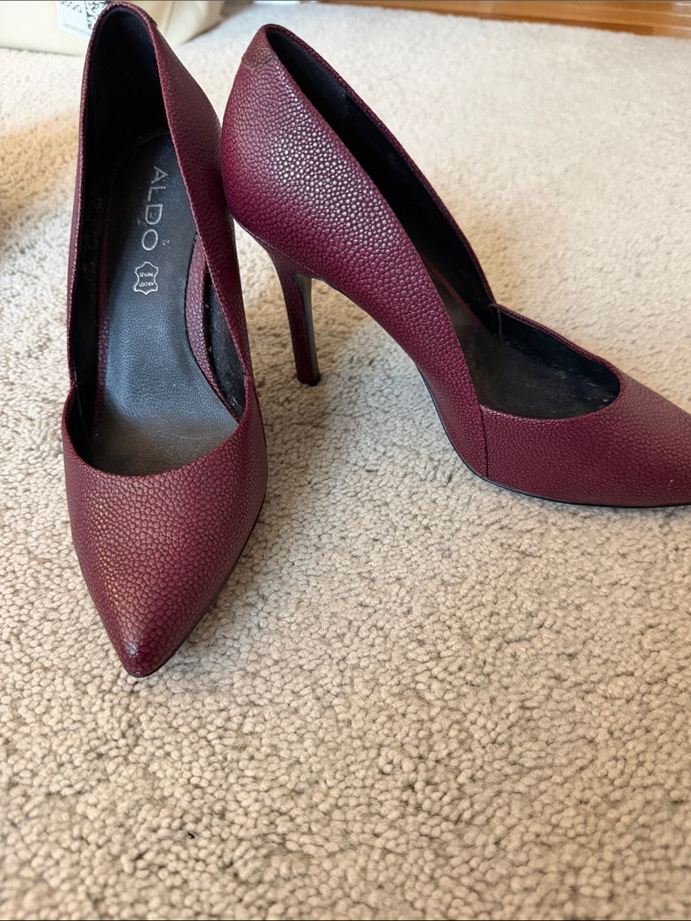 ALL five Pointed-Toe Pumps - Picture 2 of 11